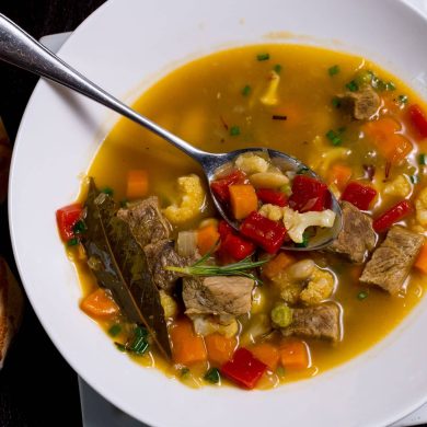 SSUCv3H4sIAAAAAAAACpyRwW7DIAyG75P2DhHnRkpCmnZ7lWoHB5wElUIFZNNU9d1nQqg47xAp/mz/9m8e729VxUbwSrDP6hEjipXWqw8OgrKGcHPYuUMj0ZUEpQrWKdAlHCGIxcANCZpV64ifW5L5AGH16OOwHQkIOJNGgi+JtNElxVVObEnqoBRjh4L5ddxYRkn8X53p5yu7gRmN+N0WLow41AjJyCWVsutPQHcrrcEqlS1cfVsBOhbwQunulFBmLtpsWLYr5zZhVxNcXOG1OdPW3mHU8cQTaWLmC3hP5TLzYpCgN7W3Yo6xYTOwqzJJLxHDlne8PZ+OTXc+NUPbtcNekF5vUaSzrZOFKBZXJUvrKm7AcMIjfX09yemj7gc+1KPseM2h7znIacSpocM//wAAAP//AwAAyXUwhwIAAA==